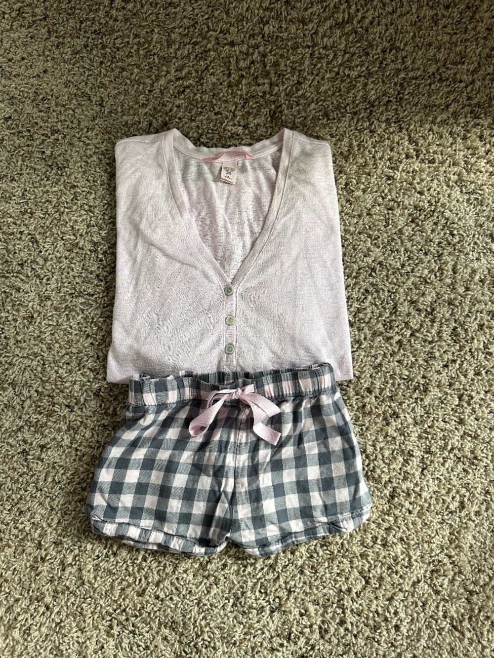Victoria’s Secret Light Pink & Plaid Pajama Set – Size M